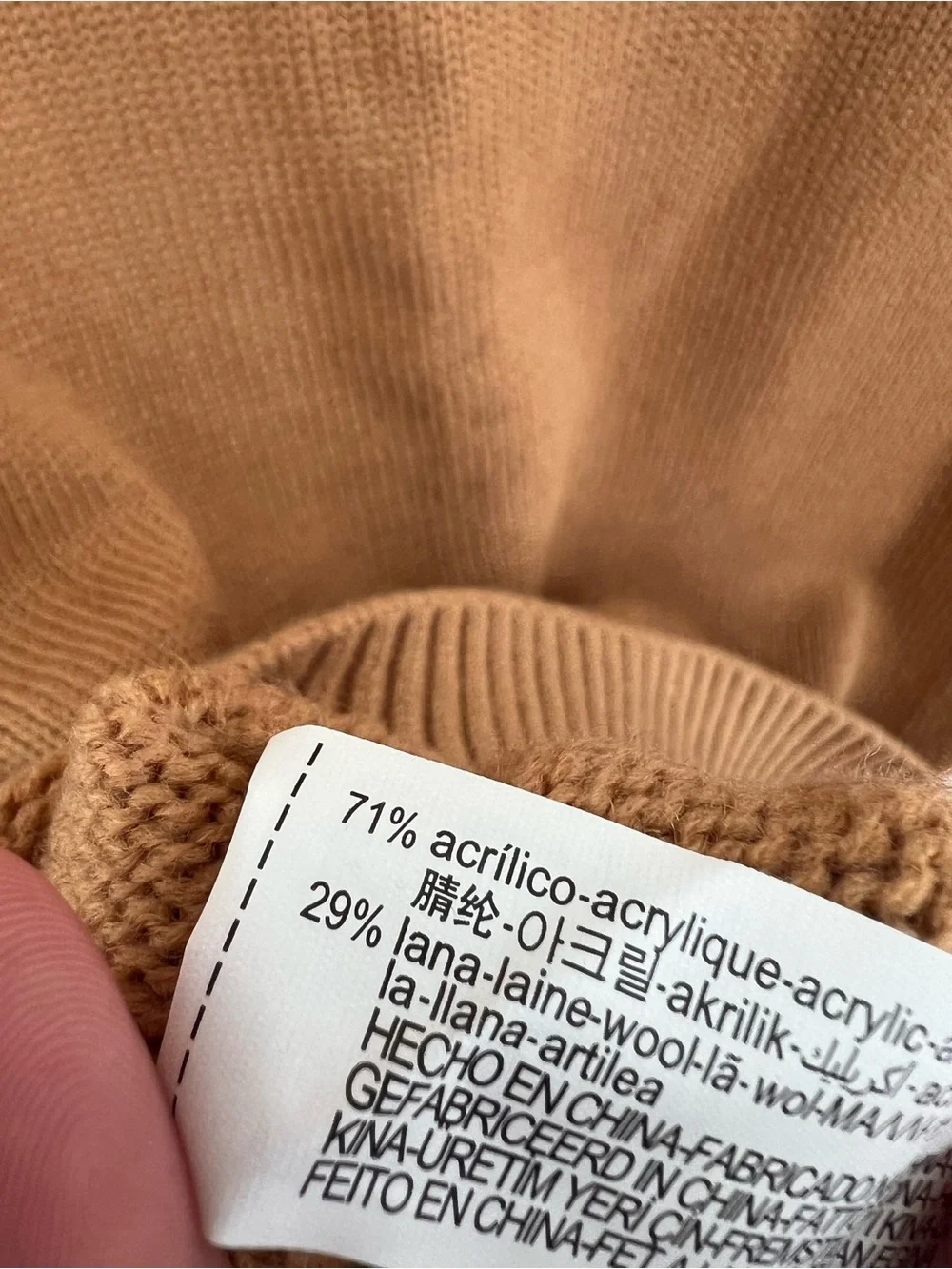 Zara Women's Crewneck Sweater in Camel